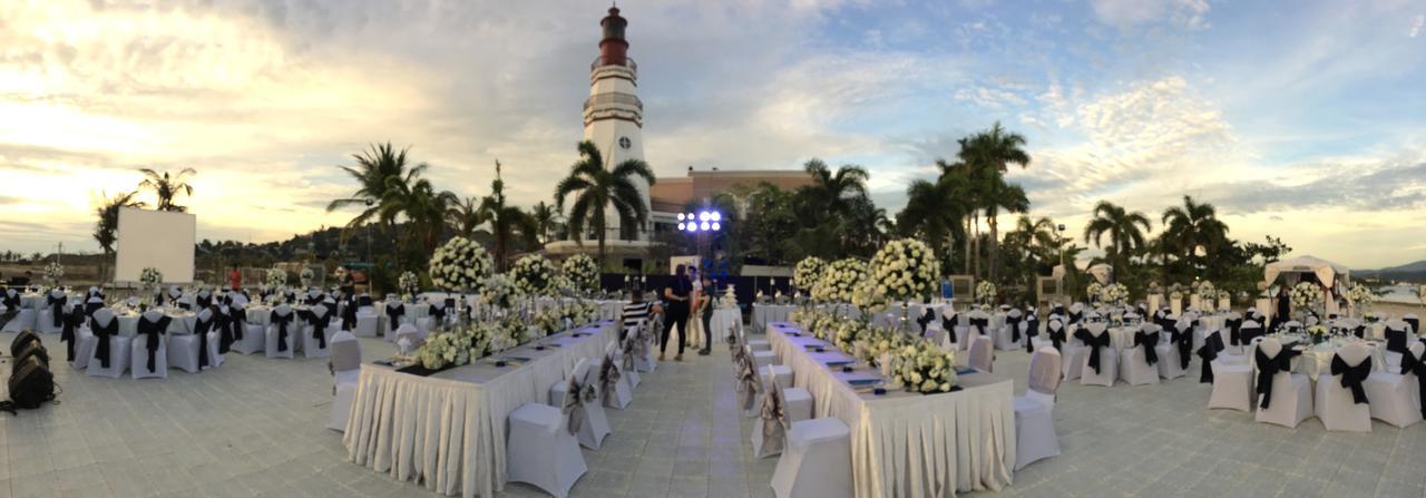 The Lighthouse Marina Resort Olongapo Exteriér fotografie
