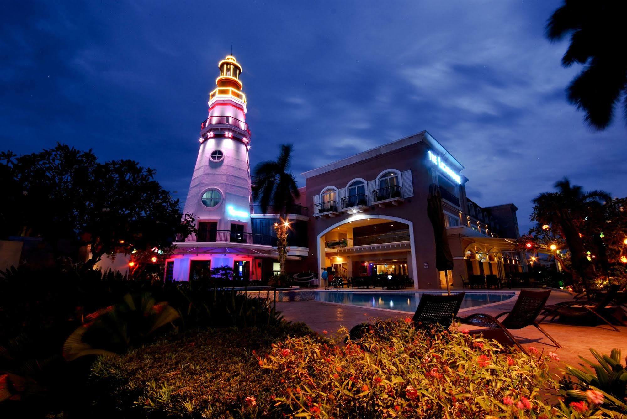 The Lighthouse Marina Resort Olongapo Exteriér fotografie
